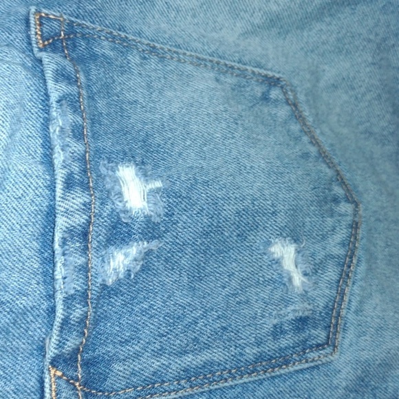 KANCAN Distressed denim shorts overalls - Picture 7 of 14